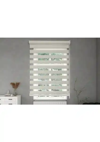 Stor Perde Karşılaştırması: Givayo Geniş Pliseli Zebra ve Kidmex Bambu Modelleri