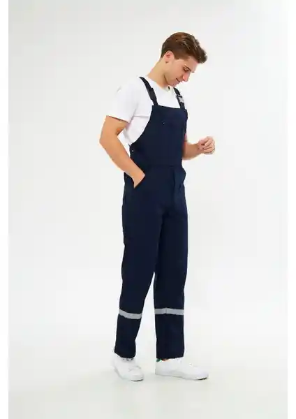 Mervem Bahçivan Tulumu: Konfor ve Şıklığı Bir Arada Sunan Modern Tasarım