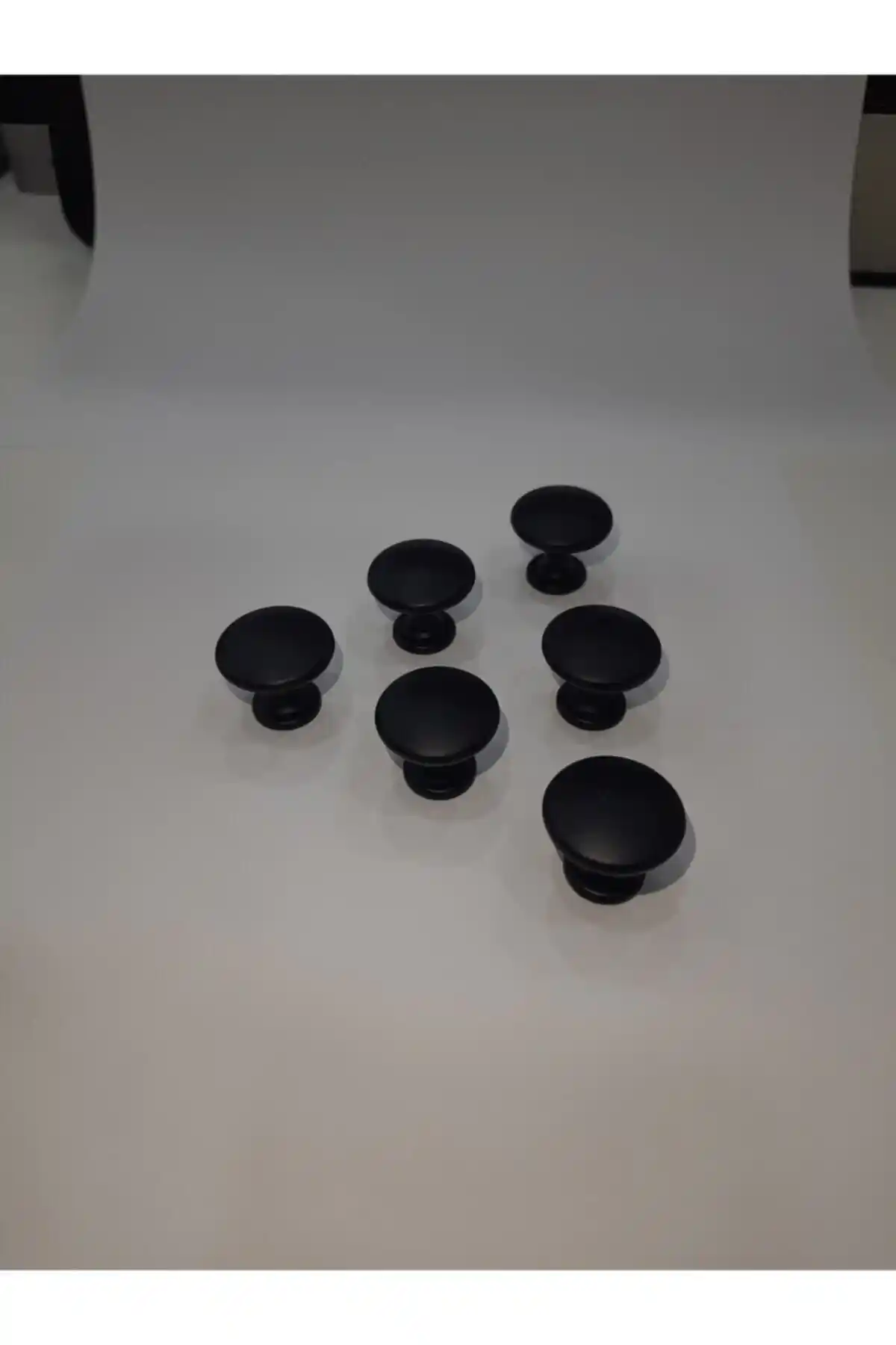 HİLAL AKS Siyah Dolap Kulp Çeşitleri Karşılaştırması ve Özellikleri