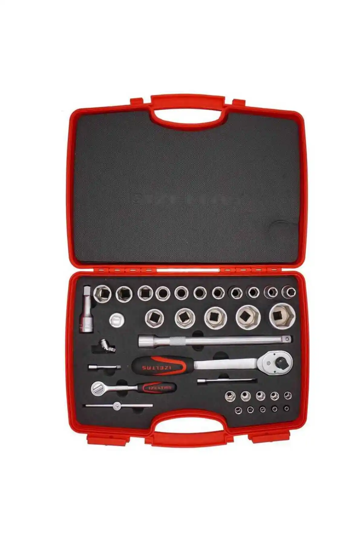 İzeltaş ve Newstar Lokma Takımları Karşılaştırması: Hangi Set Daha Uygun