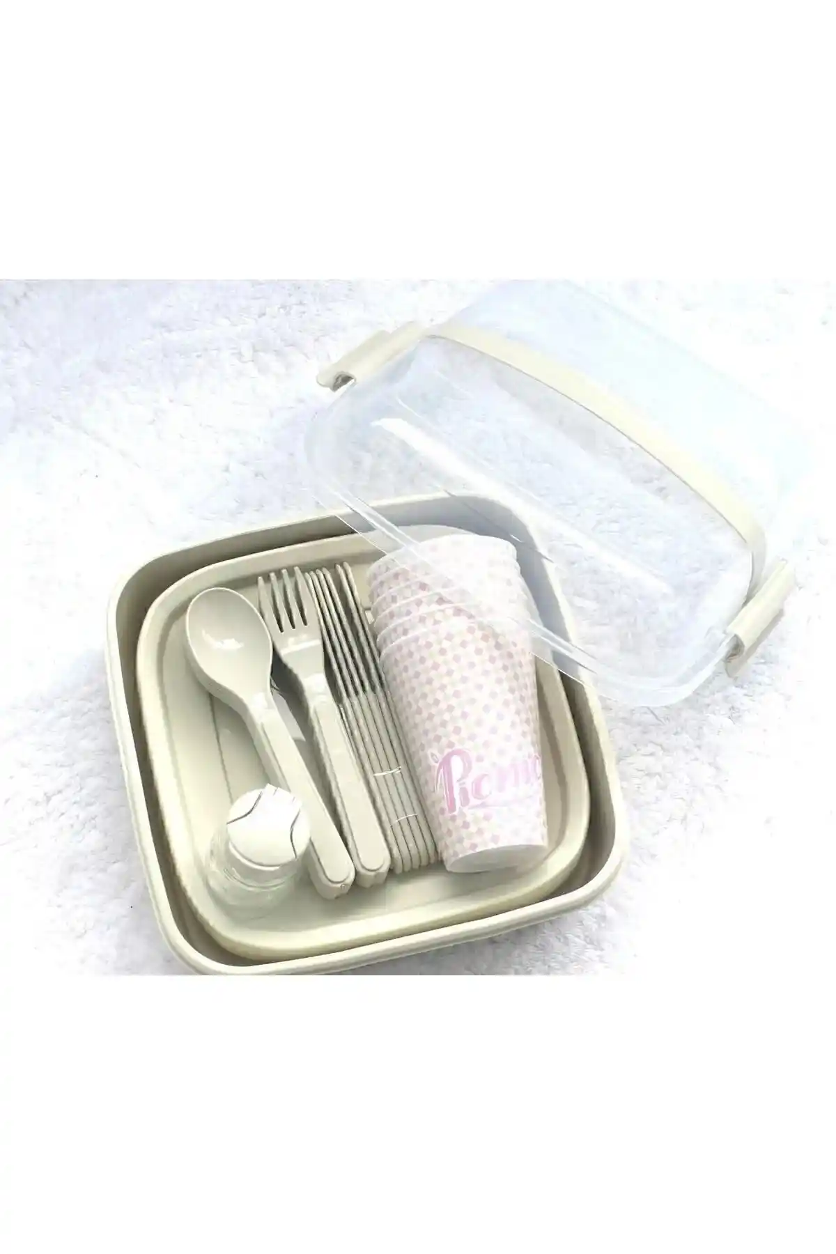 Leon Life ve Titiz Lovely Piknik Setleri Karşılaştırması: Hangi Model Daha Uygun?