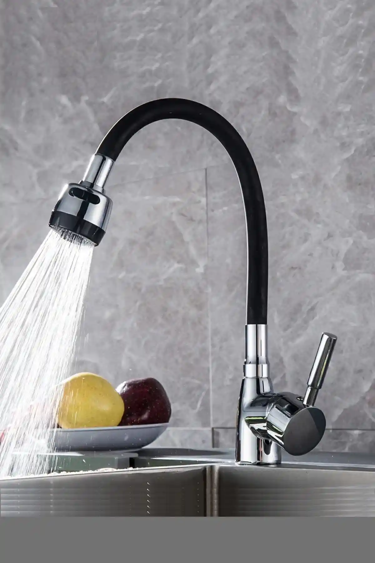 VSA Mix Kuğu ve Siyah Delta Mutfak Bataryası Karşılaştırması Hangi Ürün Daha Uygun