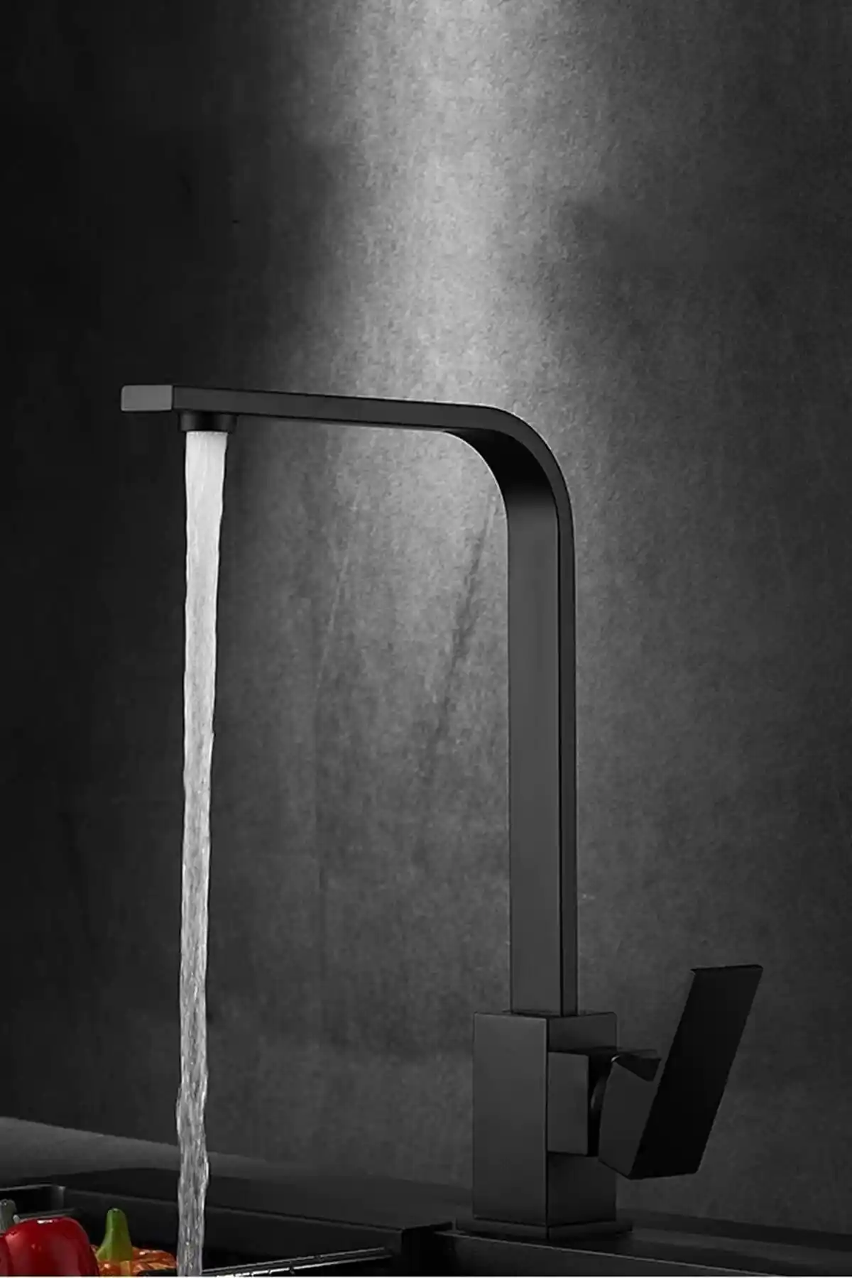 VSA Siyah Kare Kuğu ve Köşe Boru Mix Mutfak Bataryaları Karşılaştırması