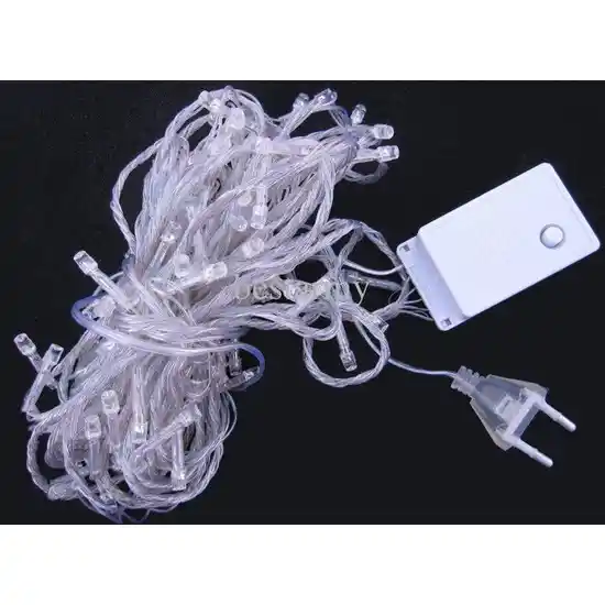 100'lü LED Işıklar ile Dekorasyon Trendleri ve Kullanım Alanları