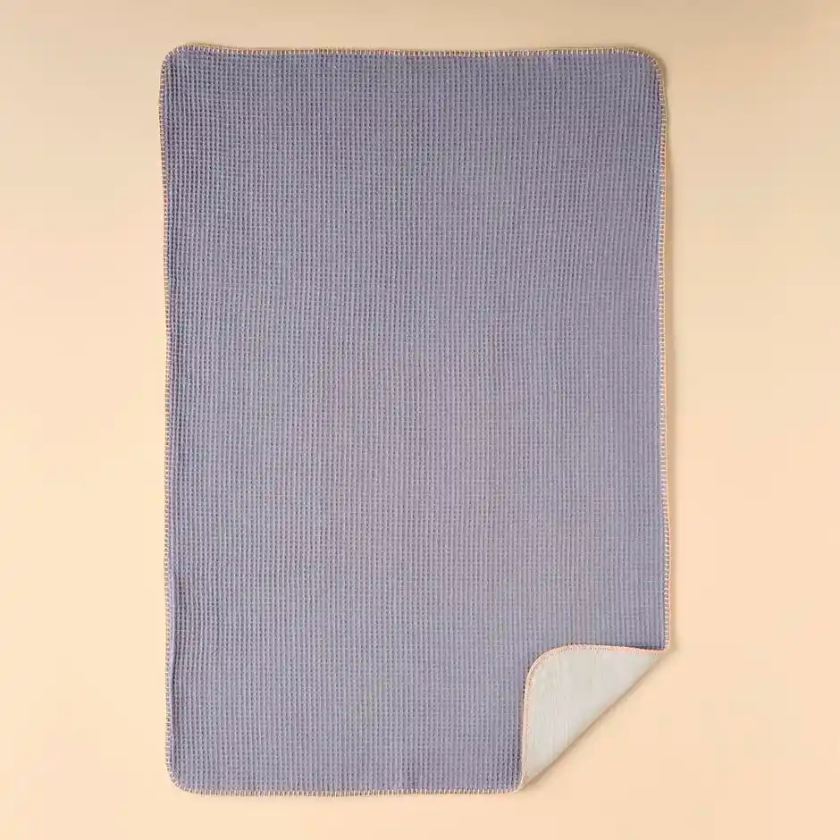 %100 Pamuk Battaniyeler ile Evinize Doğal Sıcaklık ve Estetik Katın