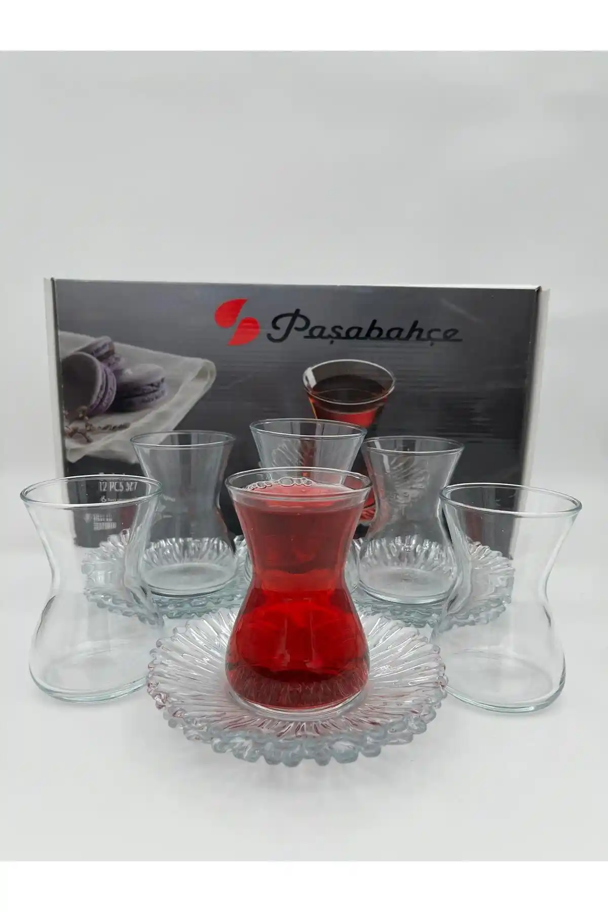 12 Parça Çay Bardağı Setleri ile Ev Dekorasyonunuza Zarafet Katın