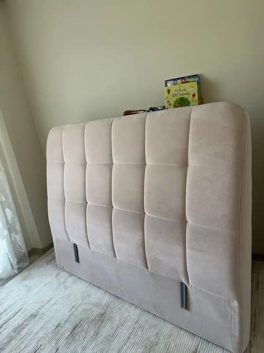 160 cm Yatak Başlığı Dekorasyonunda Estetik ve Fonksiyonellik Rehberi