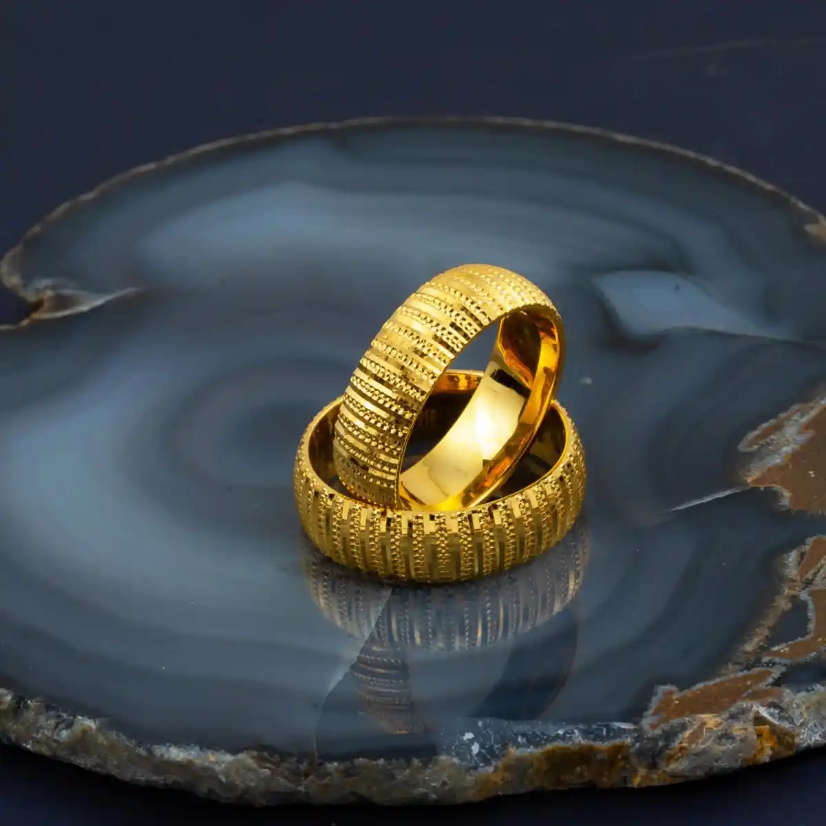 22 Ayar Kadın Alyanslarıyla Dekorasyon ve Şıklıkta Zarif Dokunuşlar