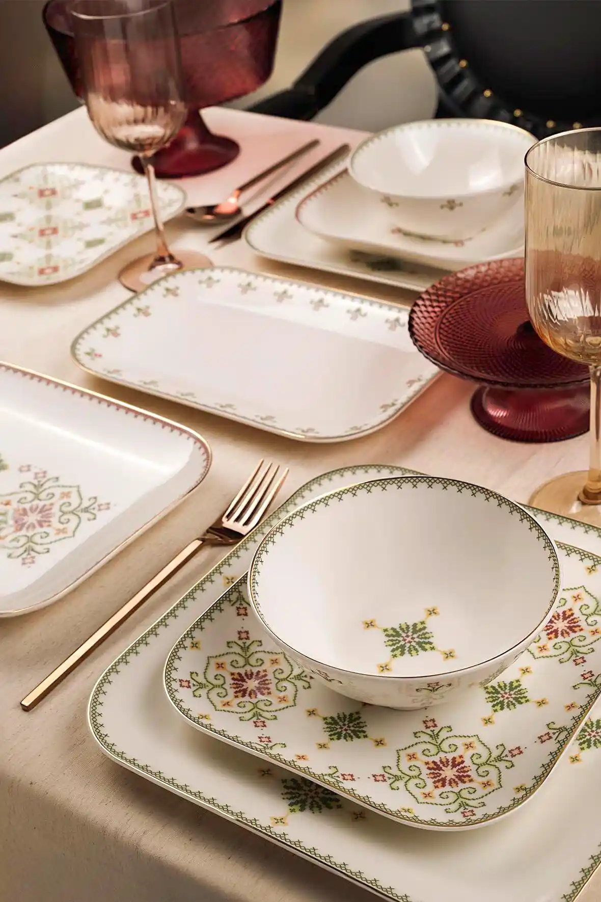 26 Parça Yemek Takımı Seçenekleri ve Dekorasyon İpuçları