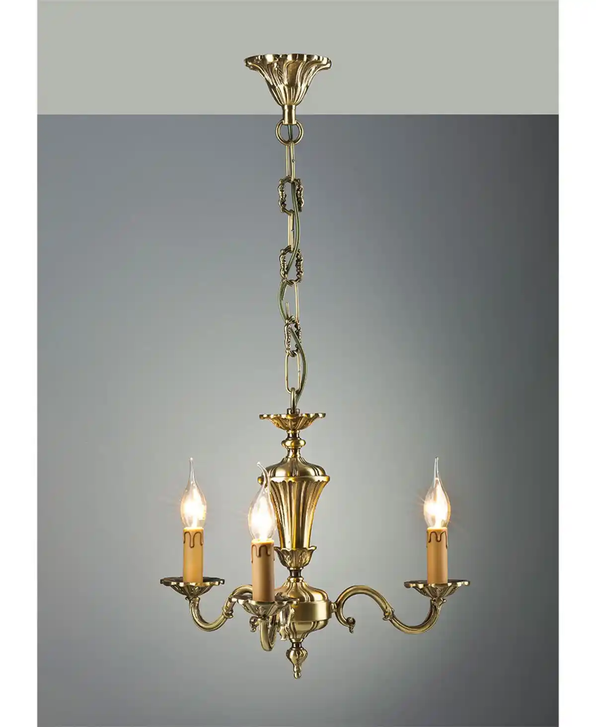 3 Kollu Avize Modelleri ve Dekorasyonda Kullanım İpuçları