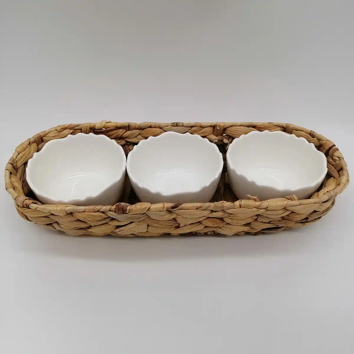 3'lü Çerezlikler ile Sofralarınıza Şıklık Katmanın Yolları ve Dekorasyon İpuçları