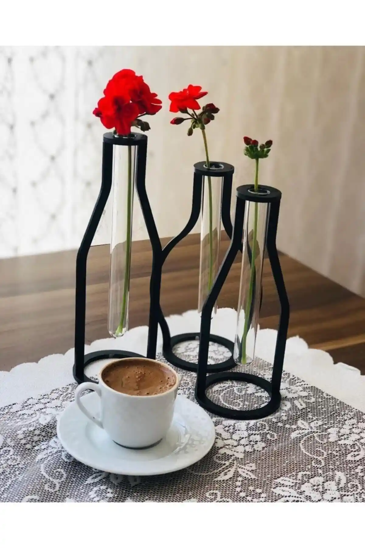 3'lü Dekoratif Vazo Setleriyle Ev Dekorasyonunuzu Şıklık ve Estetikle Yenileyin