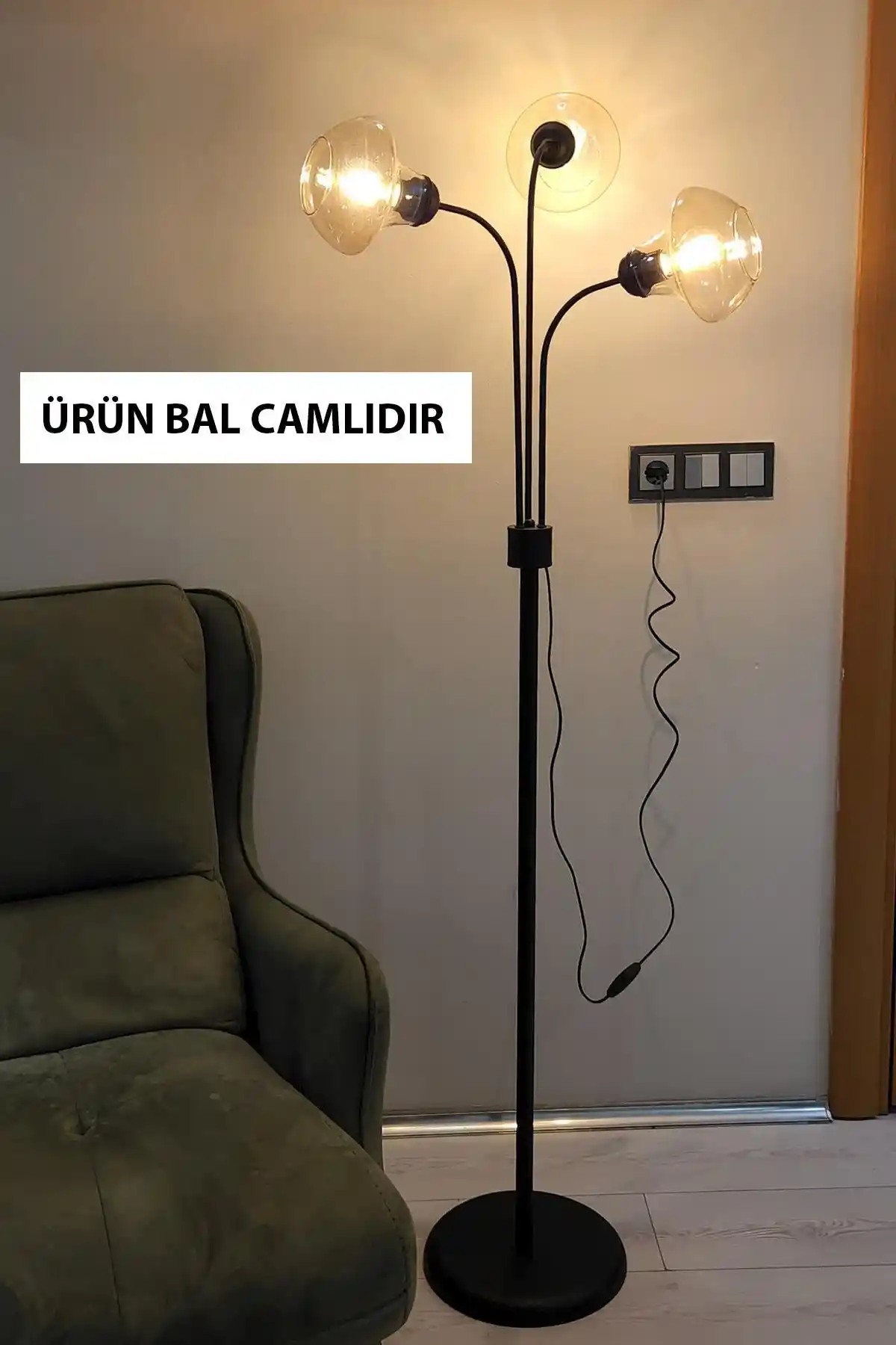 3'lü Lambaderlerle Dekorasyonunuzu Modern ve Şık Bir Şekilde Yeniden Tasarlayın