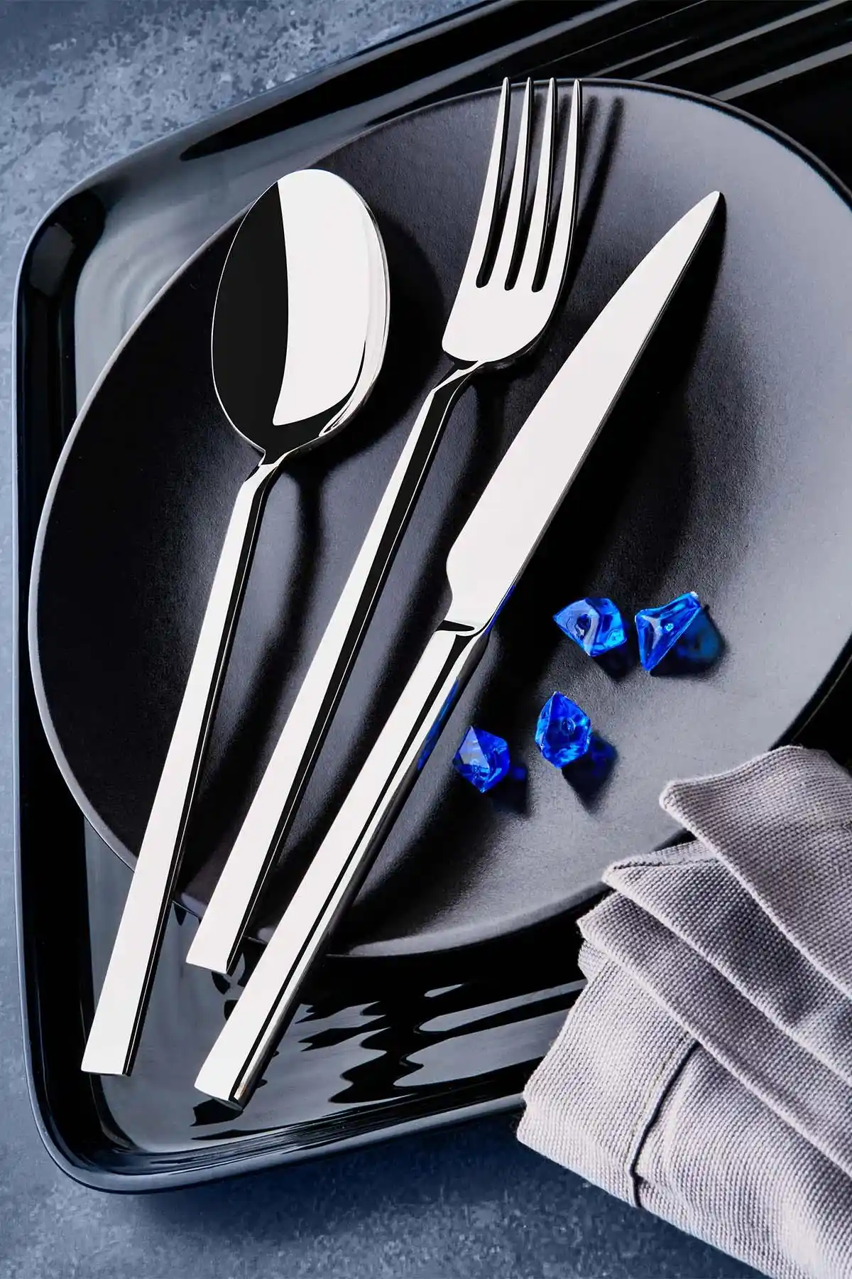 30 Parça Çatal Bıçak Takımı ile Mutfak Dekorasyonunuzu Zenginleştirin