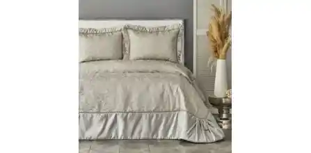 300x300 Yatak Örtüsü ile Yatak Odası Dekorasyonunuzu Yenileyin