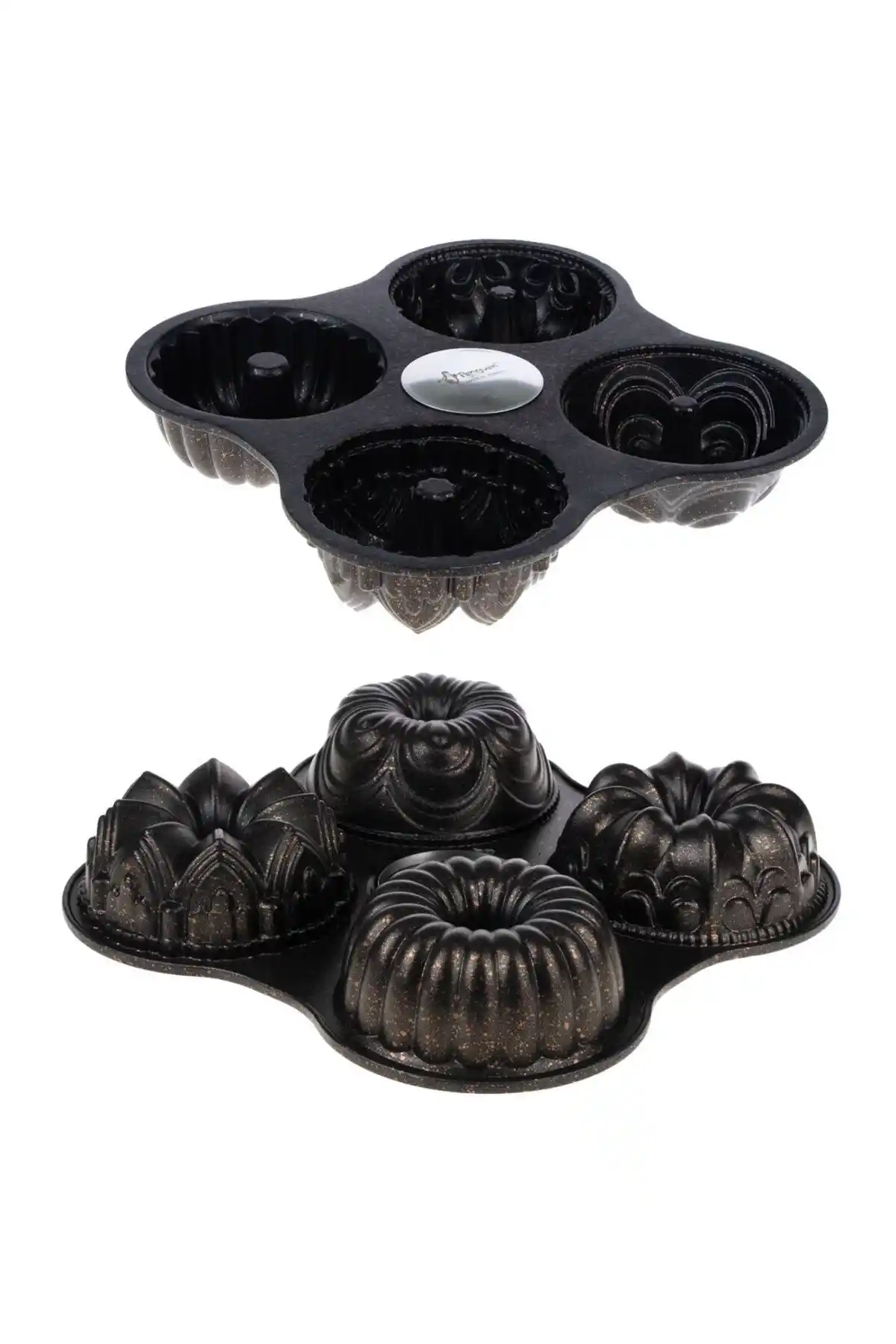 4 Bölmeli Kek Kalıbı ile Mutfak Dekorasyonunu Yeniden Yaratın