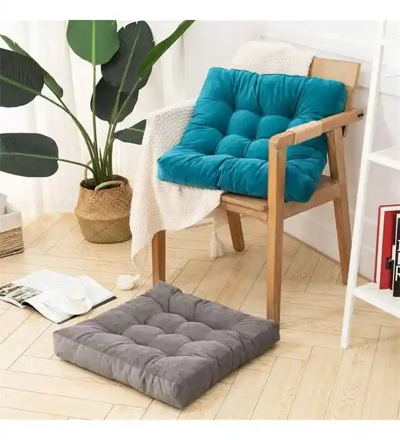 45x45 Sandalye Minderleri ile Ev Dekorasyonunda Şıklık ve Konforun Birleşimi