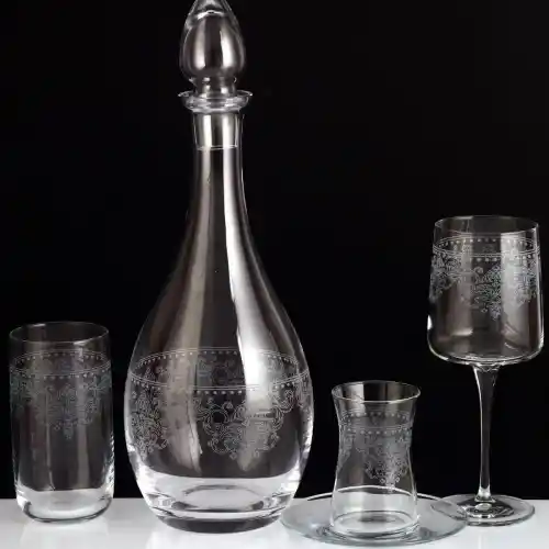 49 Parça Su Takımı ile Modern ve Şık Dekorasyon Çözümleri