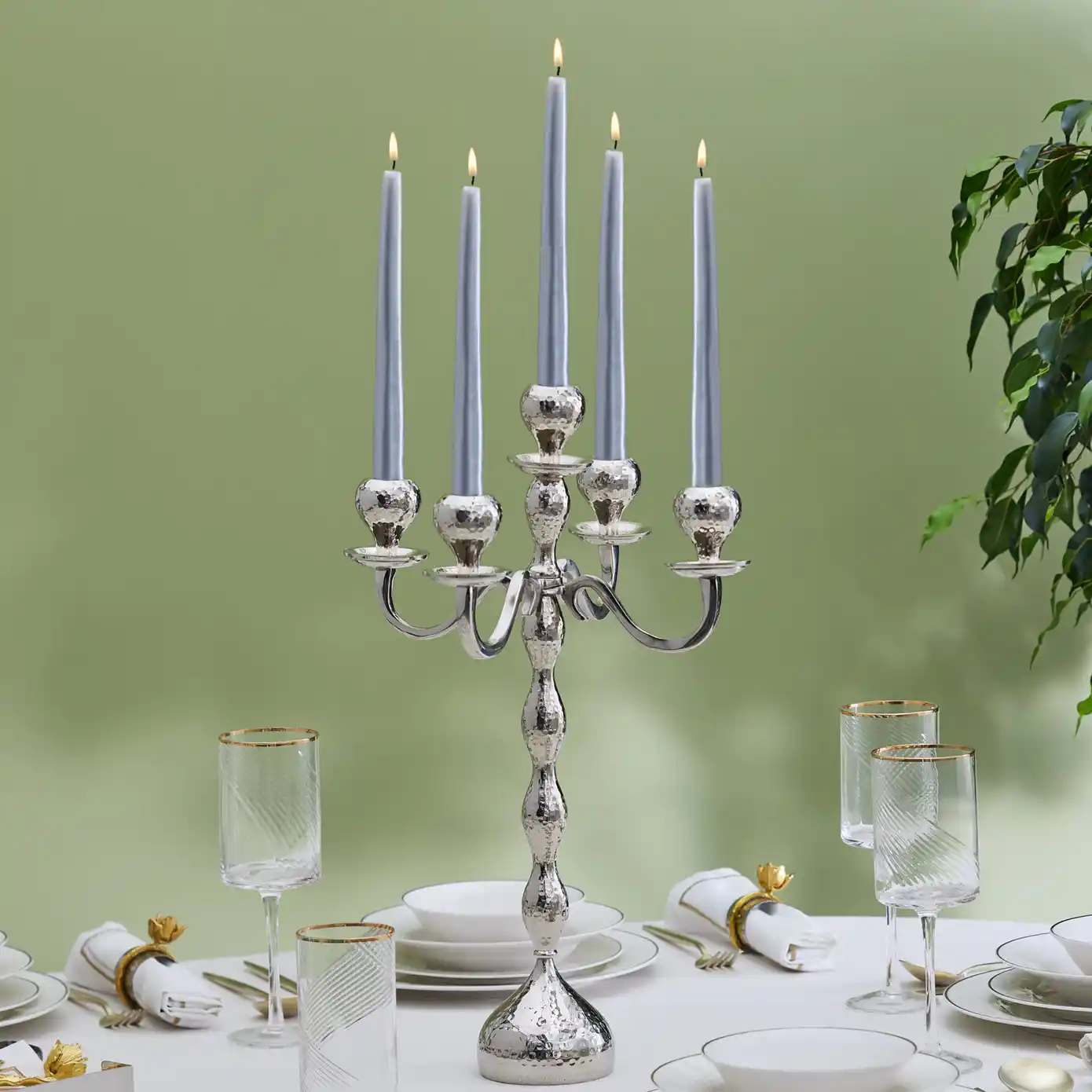 5’li şamdan setleriyle dekorasyonda şıklık ve zarafeti yakalayın