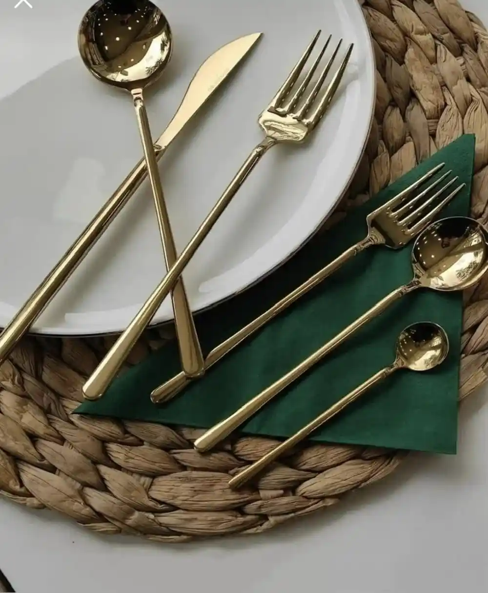 6 Kişilik Gold Çatal Bıçak Takımı ile Şık ve Fonksiyonel Sofralar Yaratın