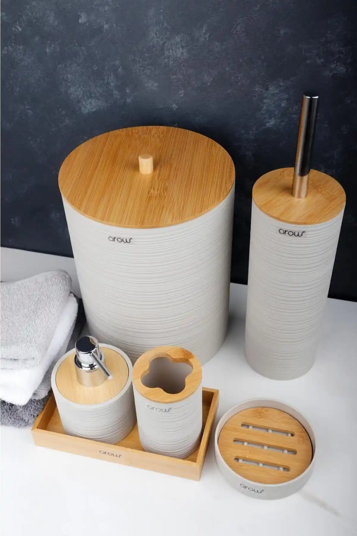 6'lı Banyo Setleri ile Fonksiyonel ve Estetik Dekorasyon Çözümleri