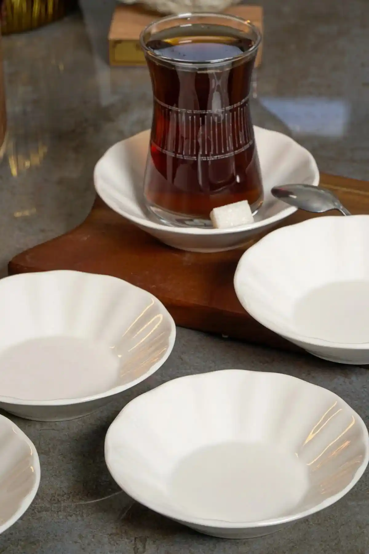 6'lı Çay Tabağı Setleri ile Dekorasyonunuza Şıklık ve İşlevsellik Katın