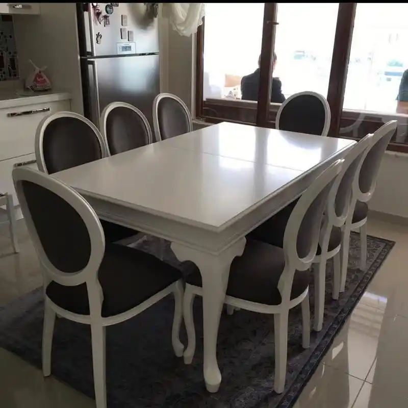 8 Kişilik Masa Sandalye Takımı Seçerken Dekorasyonda Modern ve Fonksiyonel Yaklaşımlar