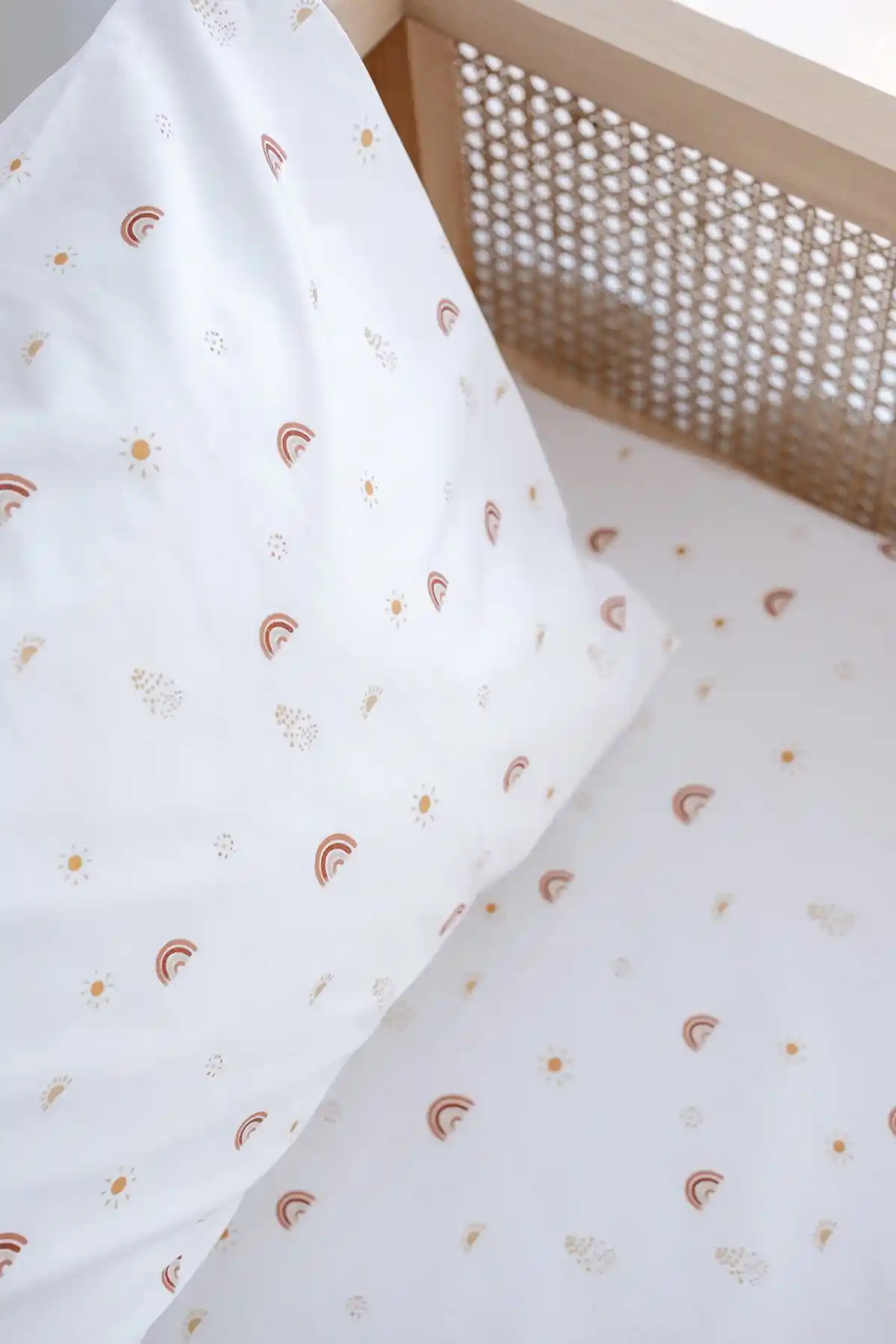 80x180 cm Lastikli Çarşaflar ile Yatak Odası Dekorasyonunda Şıklık ve Konfor