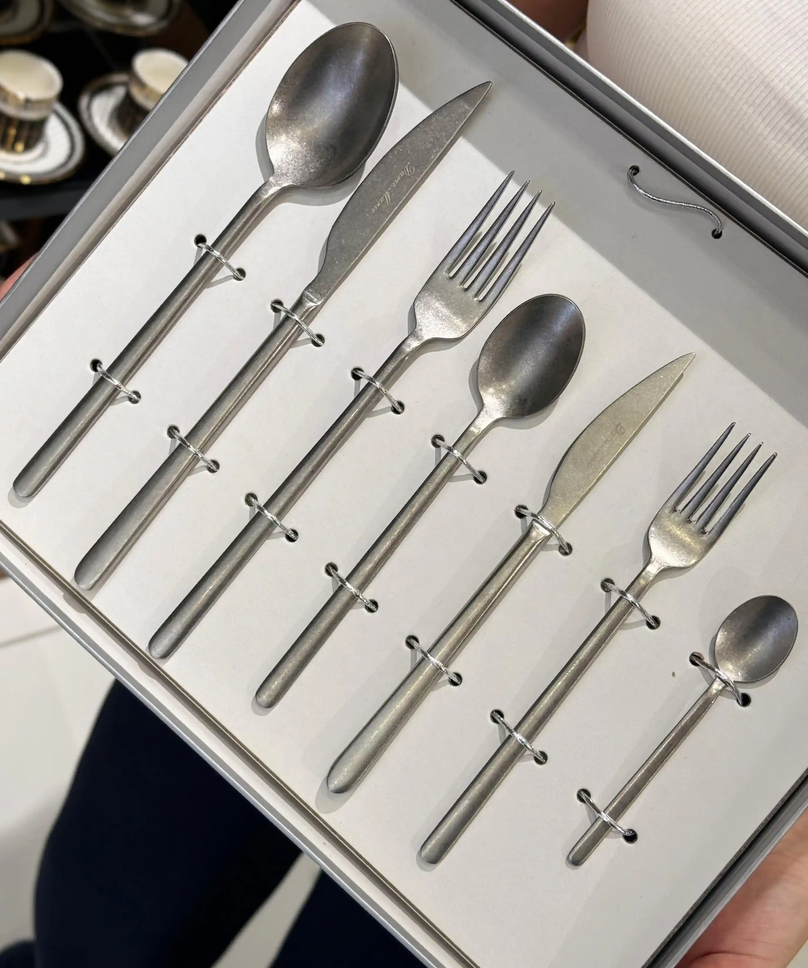 89 Parça Çatal Bıçak Setleri ile Mutfak ve Sofra Dekorasyonunuzu Geliştirin