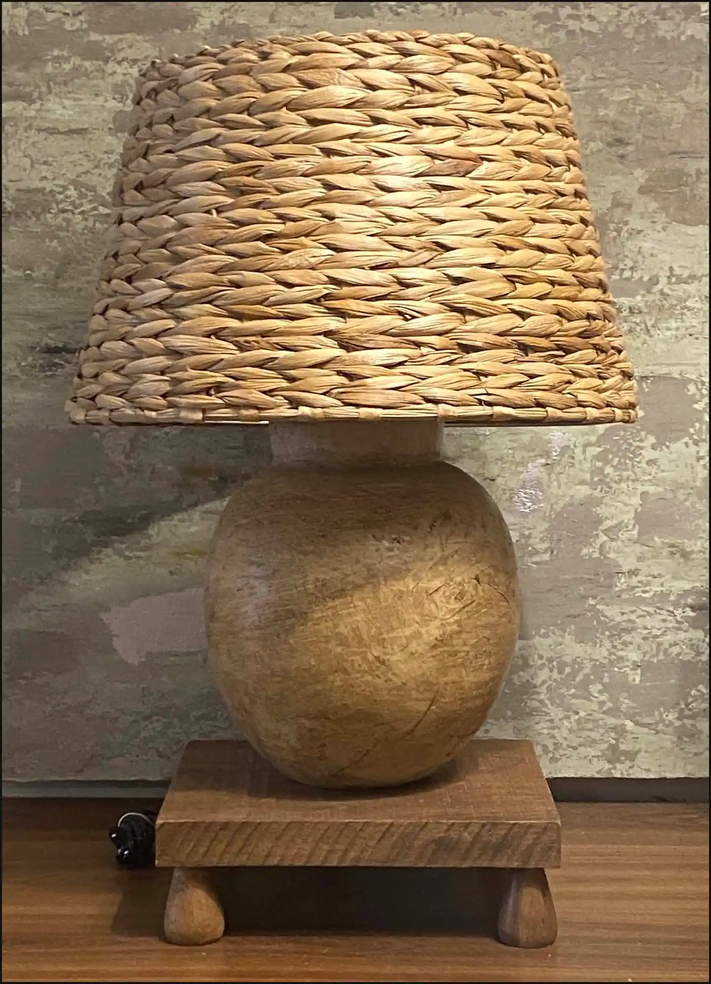 Abajur Seçimi ve Dekorasyonda Kullanımı: Estetik ve Fonksiyonellik Rehberi