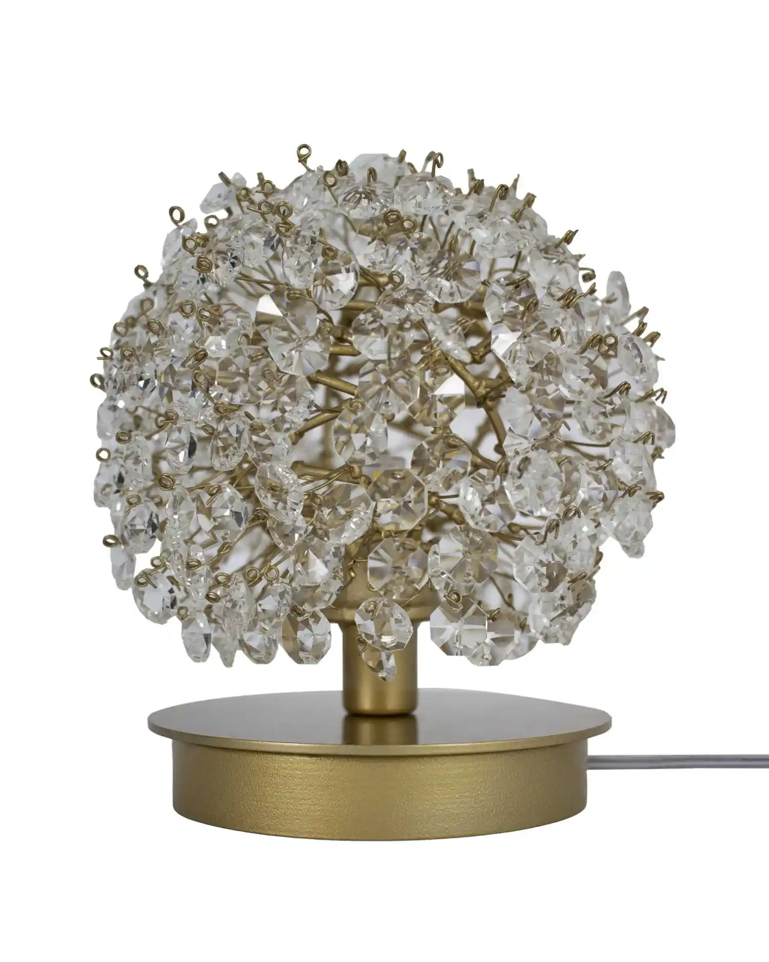 Abajur Seçimi ve Dekorasyonda Kullanımı: Estetik ve İşlevselliğin Buluşma Noktası