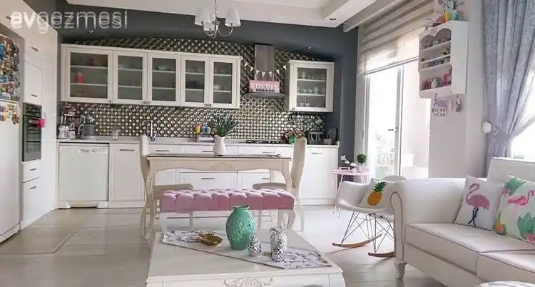 Açık Mutfak Dekorasyonu: Modern ve Şık Bir Yaşam Alanı Yaratmanın En İyi İpuçları