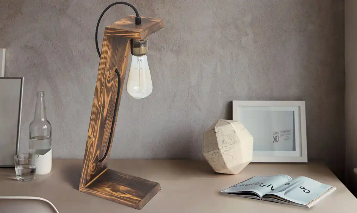Ahşap Abajurların Dekorasyonda Sıcak ve Doğal Atmosfer Yaratmadaki Rolü