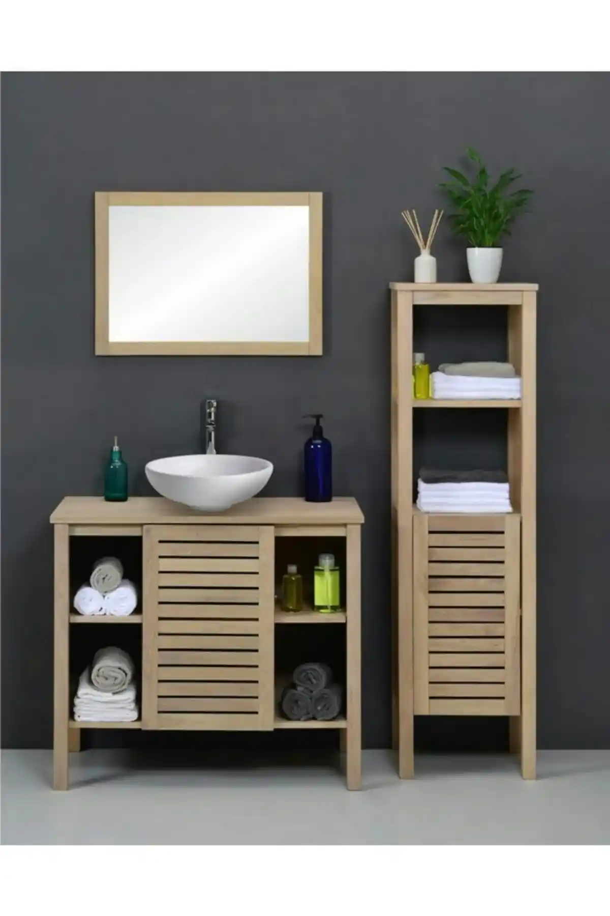 Ahşap Banyo Dolabı Seçimi ve Dekorasyon İpuçlarıyla Banyonuzu Yenileyin