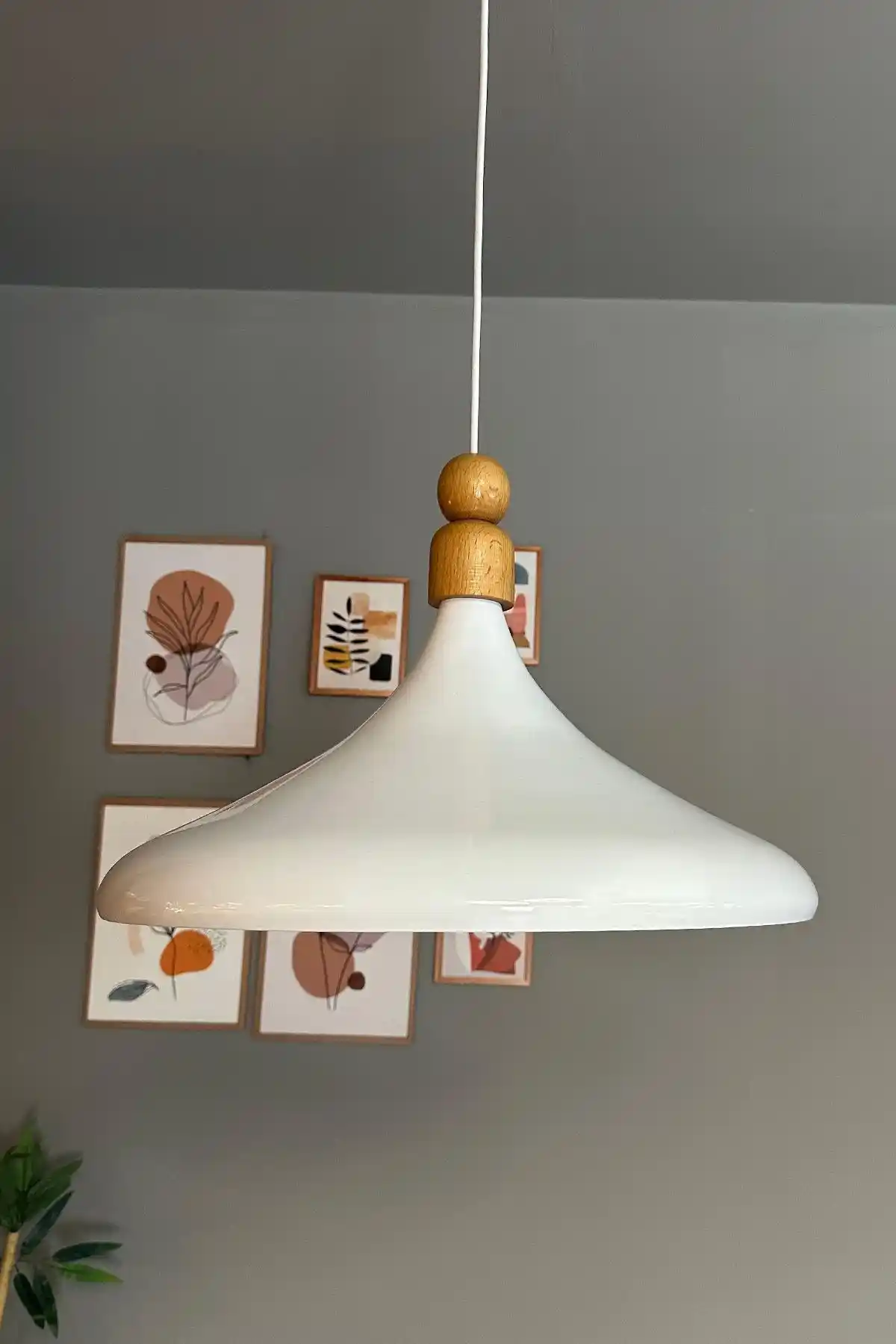 Ahşap Boncuk Avize ile Dekorasyonunuza Doğal ve Sıcak Bir Dokunuş Katın