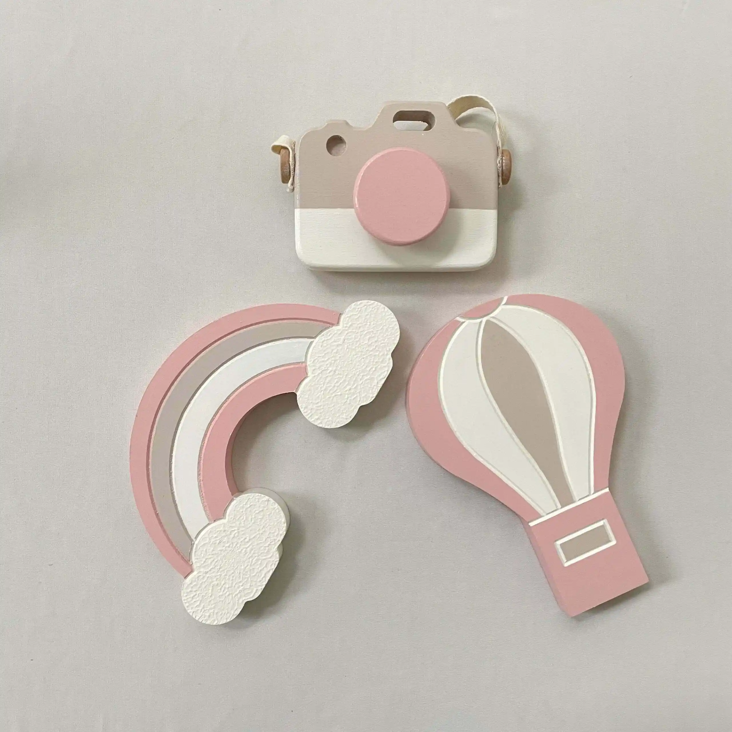 Ahşap Dekor Ürünleri ile Mekanlara Doğal ve Estetik Dokunuşlar