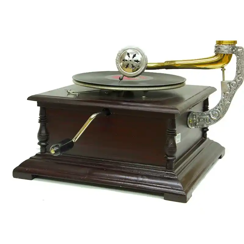 Ahşap Gramofonlar: Dekorasyonda Sıra Dışı ve Sıcak Bir Dokunuş