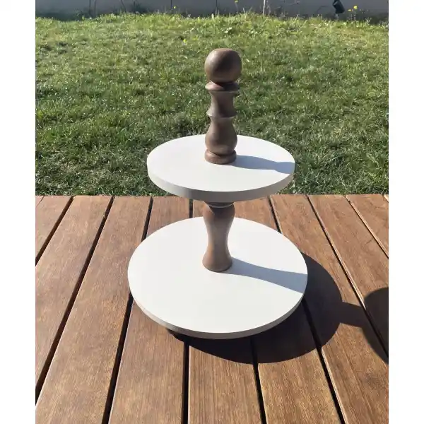 Ahşap İki Katlı Sunumluklar ile Dekorasyonunuza Şıklık ve İşlevsellik Katın