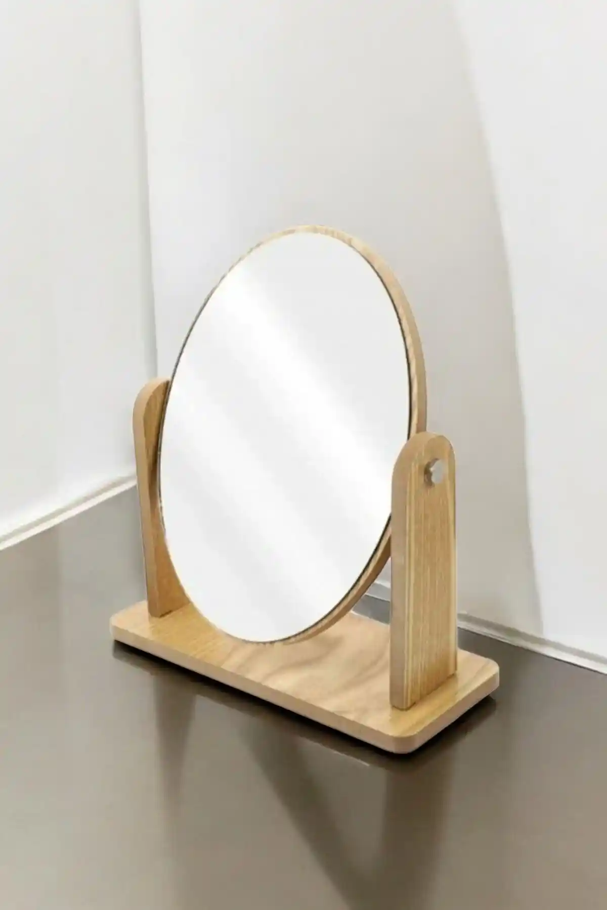 Ahşap Masa Aynası Seçenekleri ve Dekorasyonda Doğal Şıklık Yaratma Rehberi