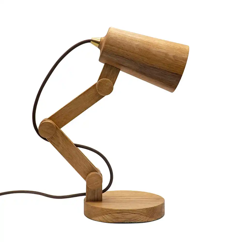 Ahşap Masa Lambası ile Dekorasyonunuza Doğal ve Şık Bir Dokunuş Katın