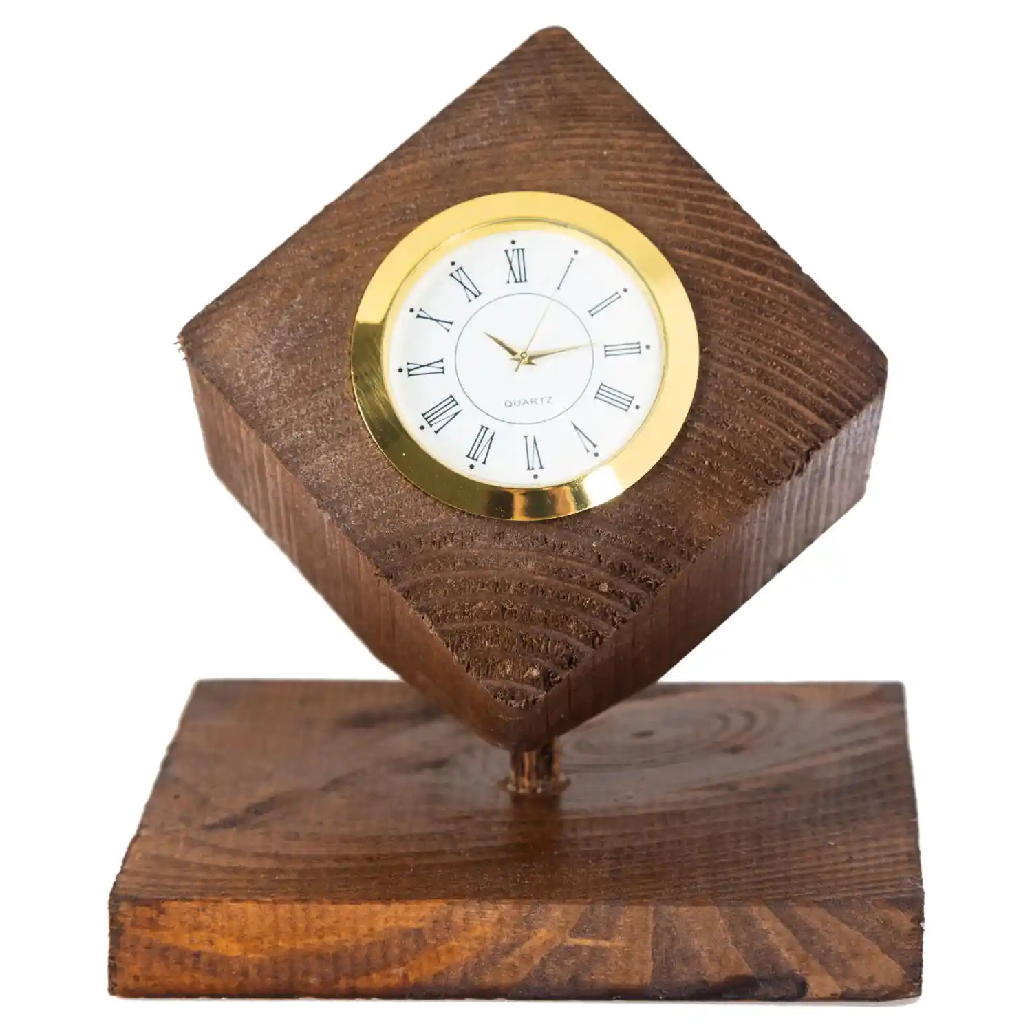 Ahşap Masa Saatleri: Dekorasyonda Zarafet ve İşlevselliğin Buluşması