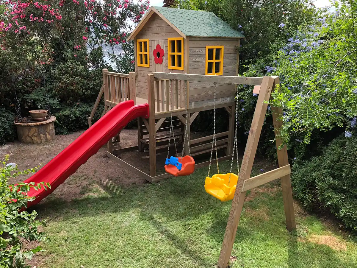 Ahşap Oyun Evi ile Dekorasyonda Doğallık ve Şıklık: Tasarım İpuçları ve Seçim Rehberi