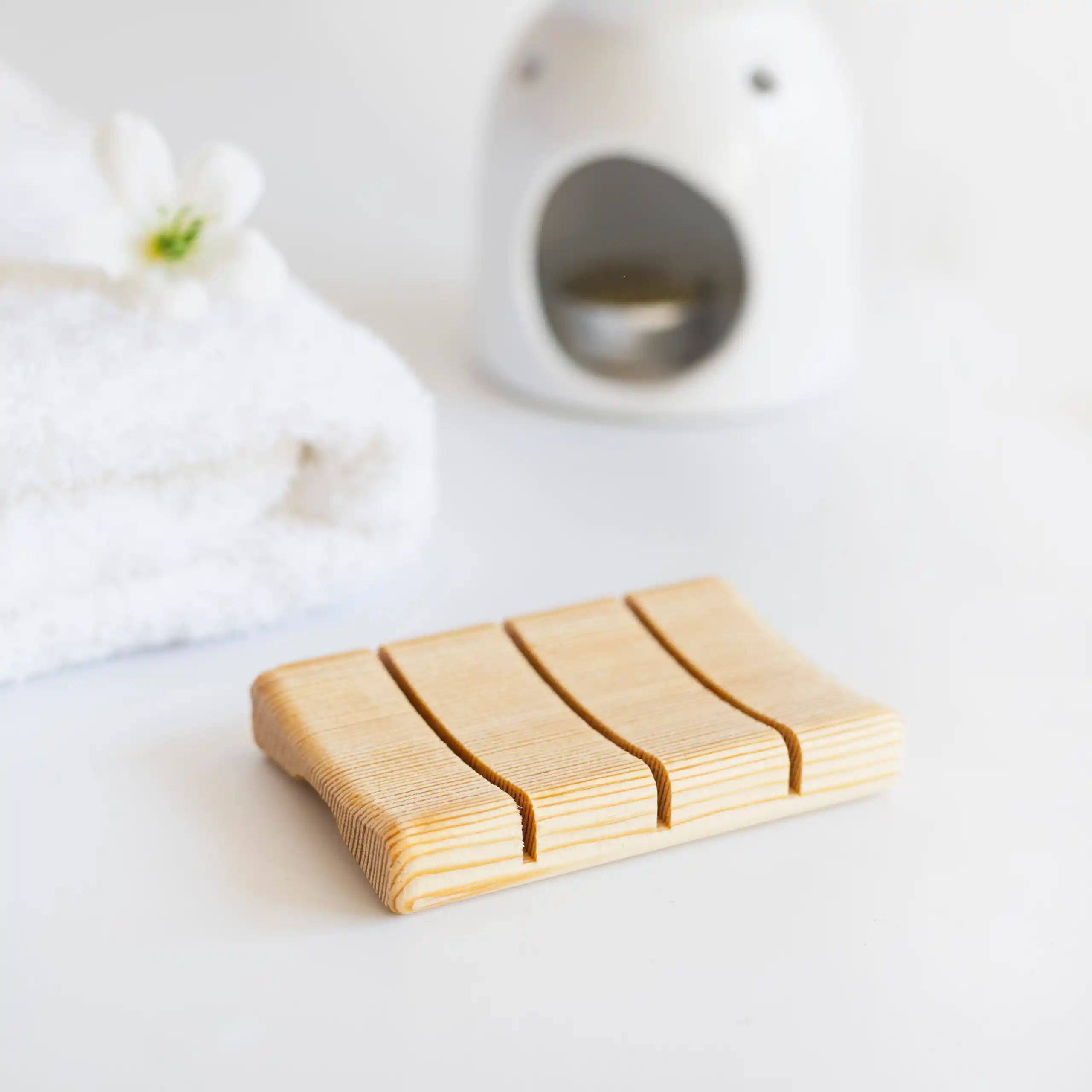 Ahşap Sabunluklar ile Doğal ve Şık Dekorasyon Çözümleri