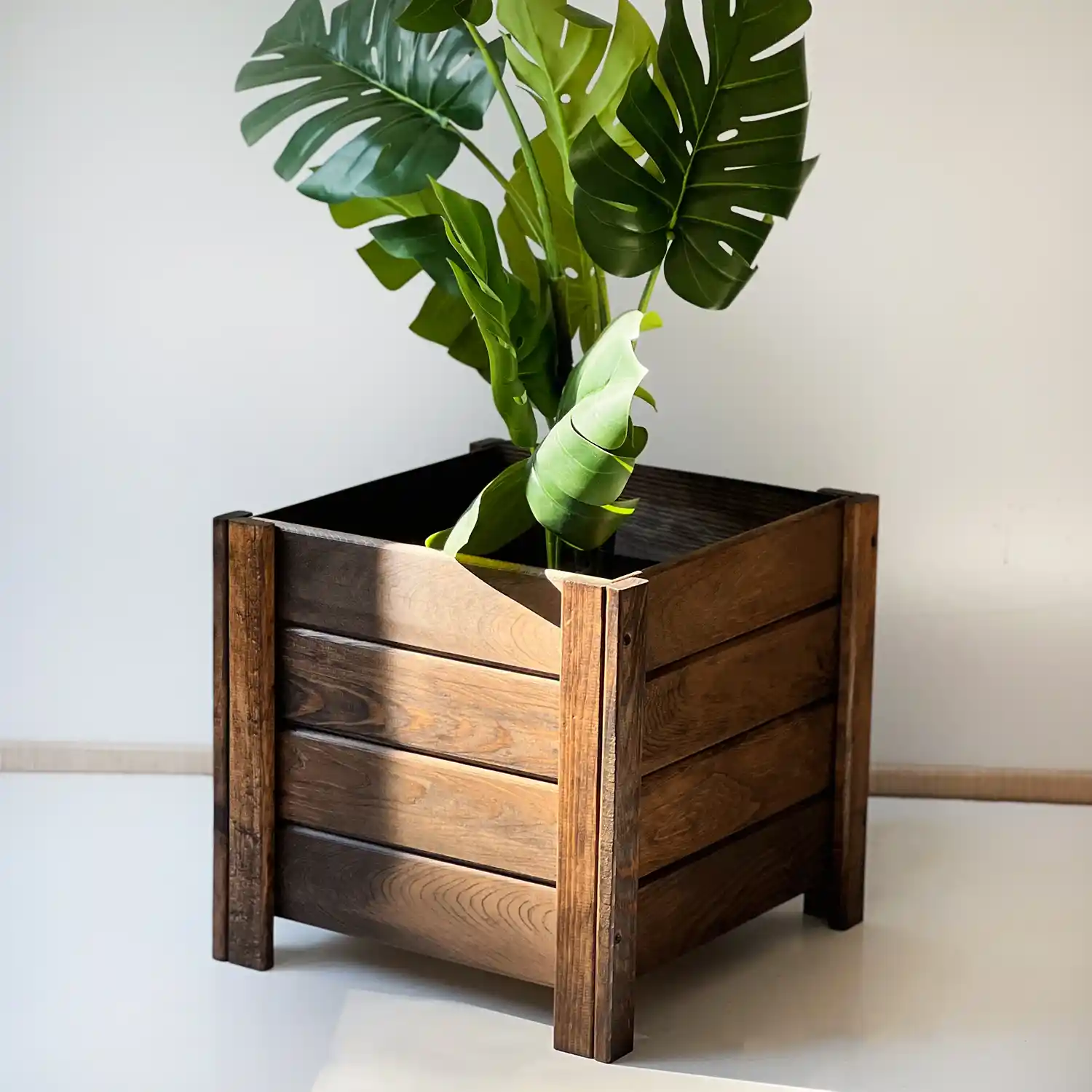 Ahşap Saksılık ile Doğal ve Şık Dekorasyon Çözümleri