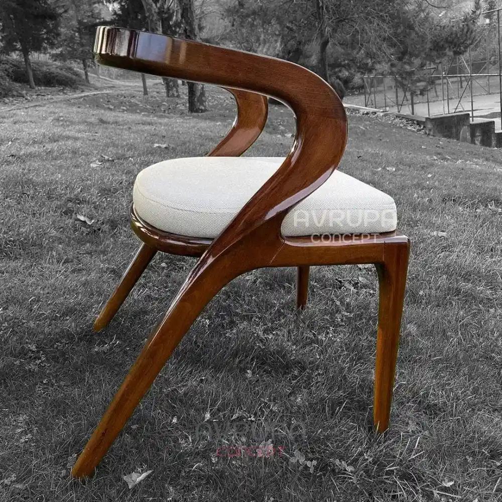 Ahşap Sandalye Modelleri ile Dekorasyonunuza Şıklık Katın ve Fark Yaratın