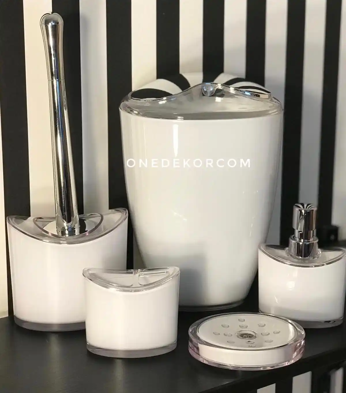 Akrilik Banyo Setleri ile Modern ve Şık Banyo Dekorasyonu Yaratma Rehberi