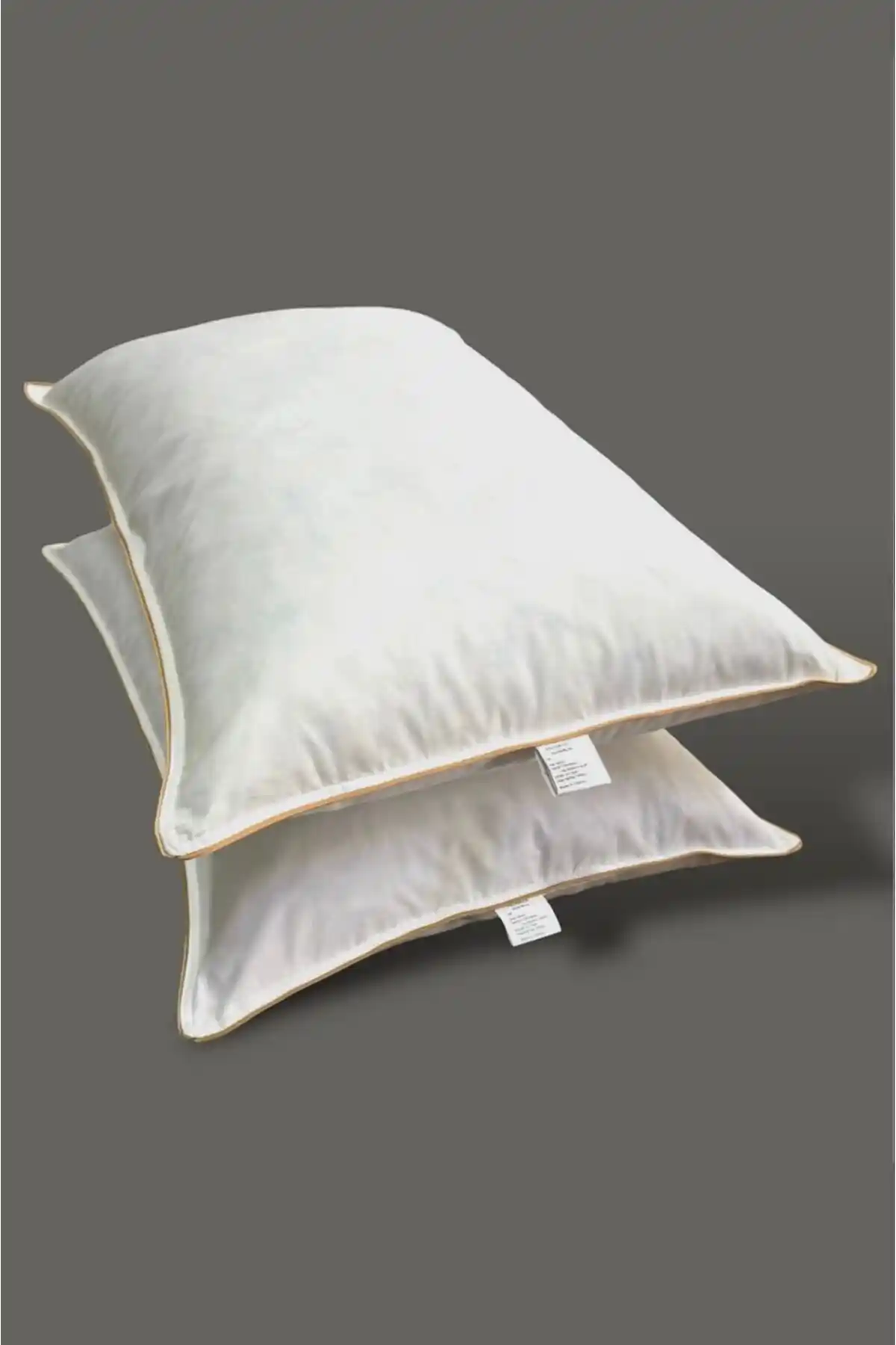 Alçak Yastık Dekorasyonunda Şıklık ve Konforu Bir Arada Yaratmanın Yolları