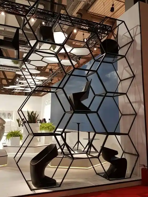 Altıgen Raf Dekorasyon Trendleri ve Modern Tasarım İpuçları