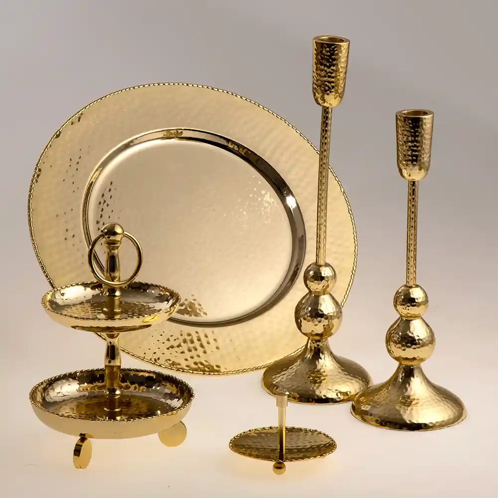 Altın Supla ile Şık ve Lüks Masa Dekorasyonu Yaratmanın Yolları