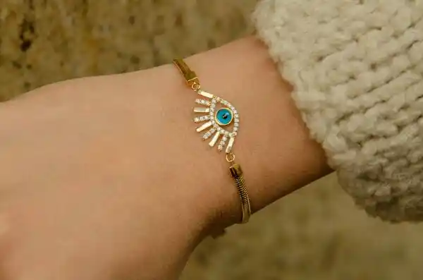 Anlamlı Bilekliklerle Dekorasyonda Fark Yaratmanın Yolları ve Dekorasyon İpuçları